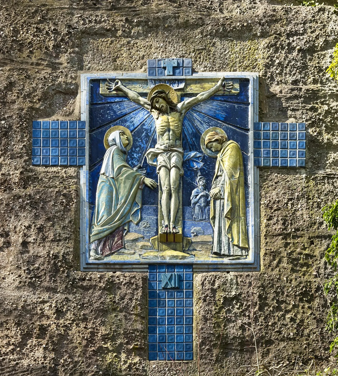 XII
