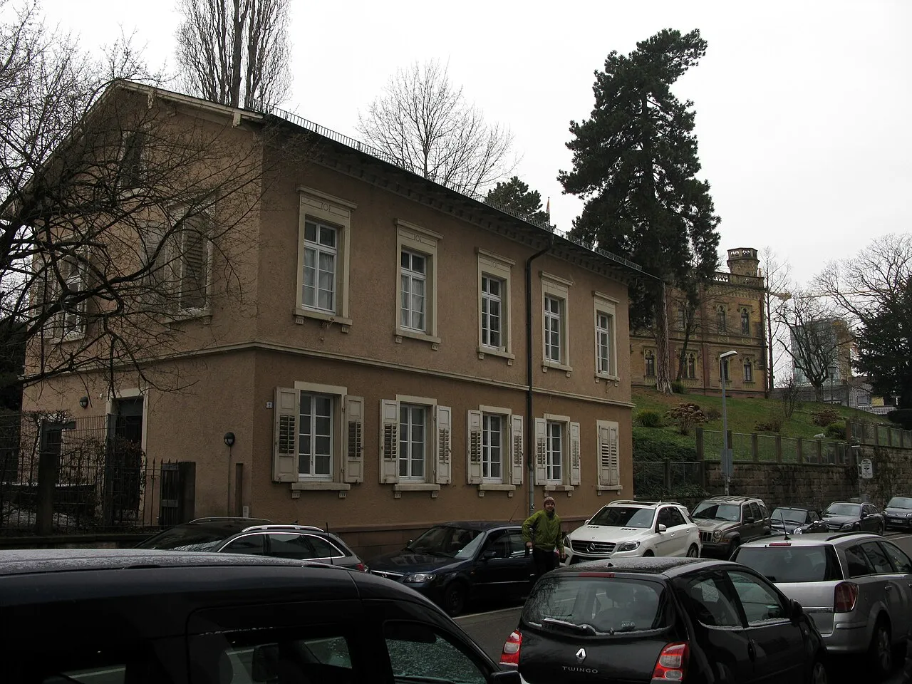 Raumfaltung im Innenhof