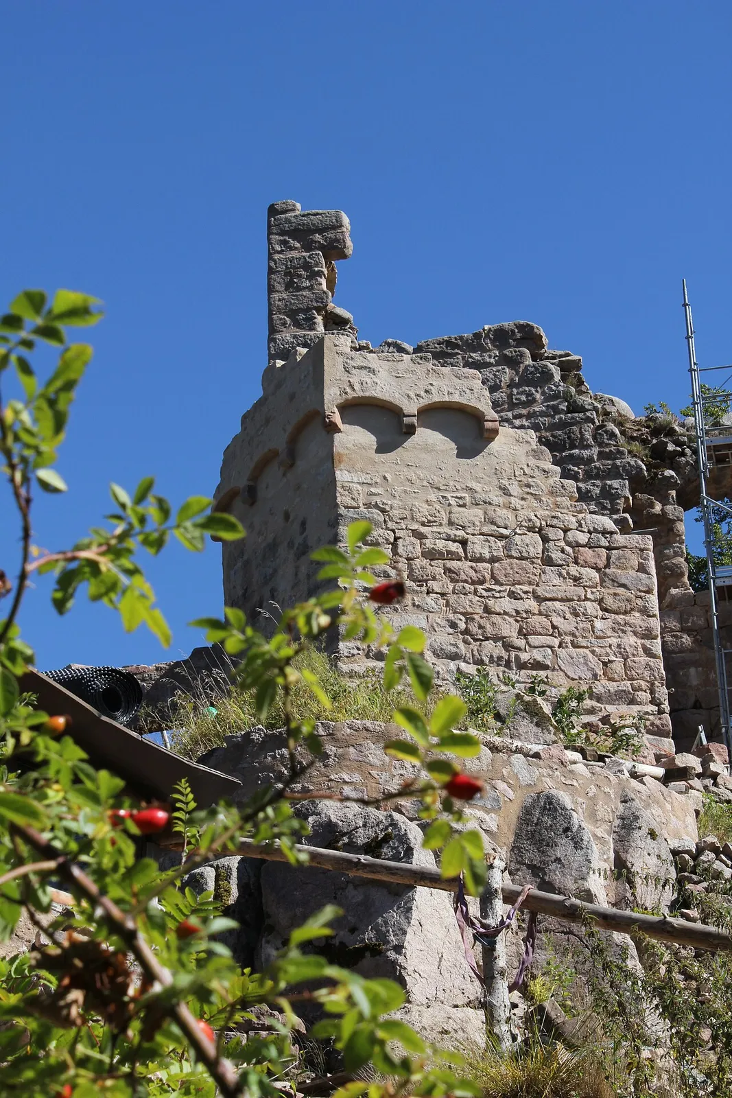 Burgen und Bergfriede rund um den Odilienberg