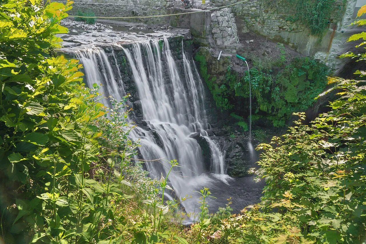 Wasserfall der Wiese in Geschwend