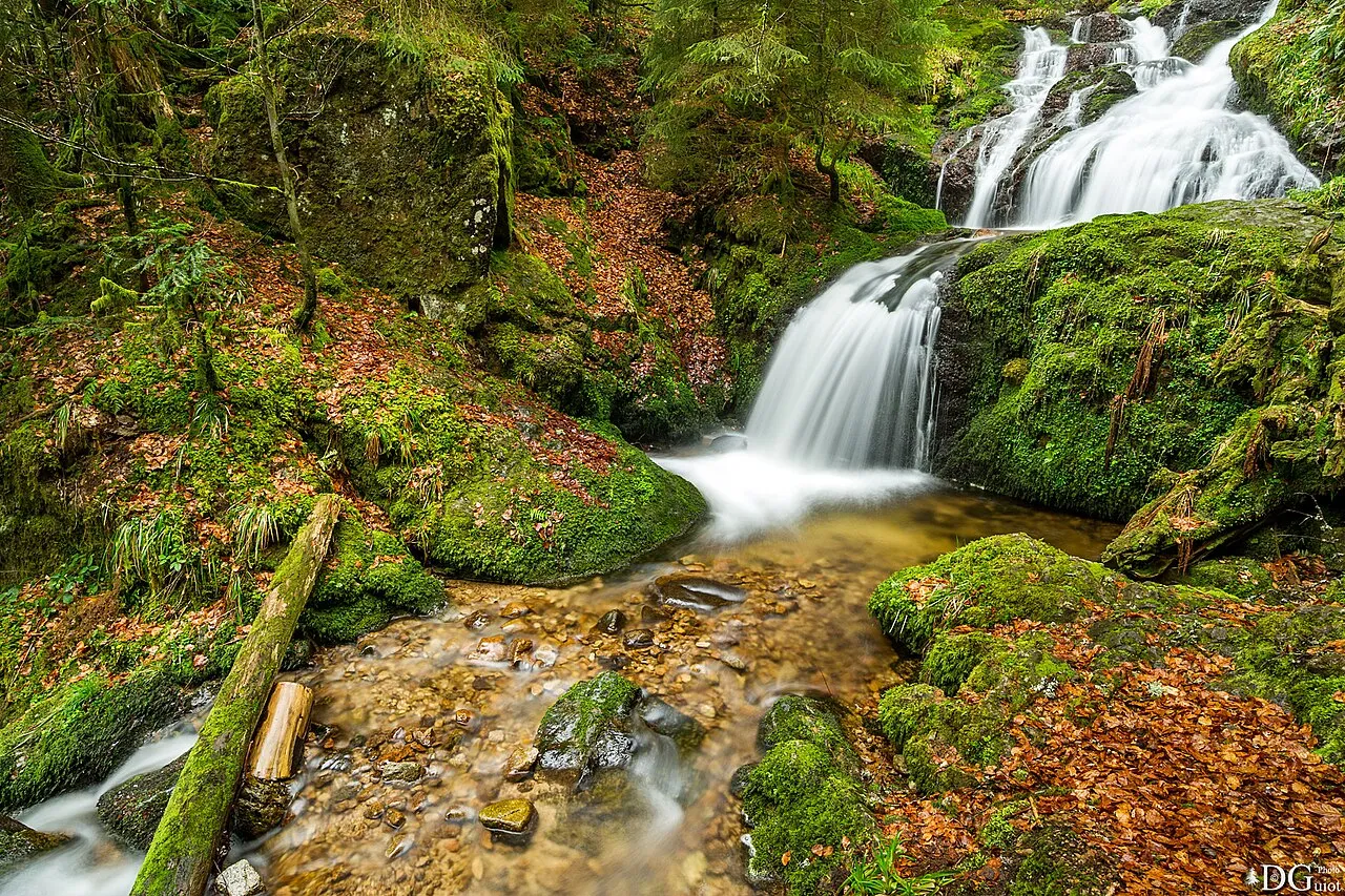 Cascade Charlemagne