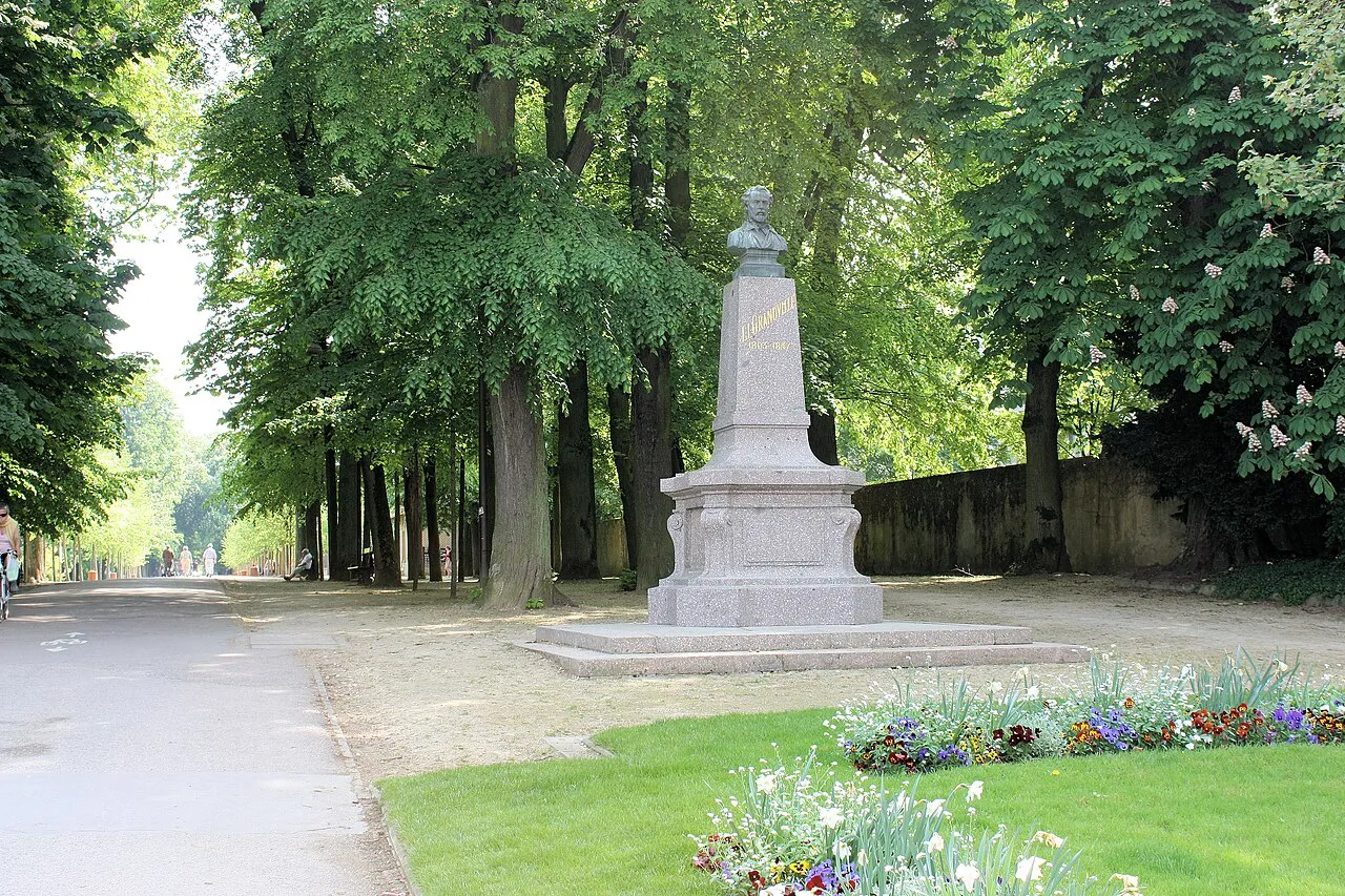 Buste de Grandville