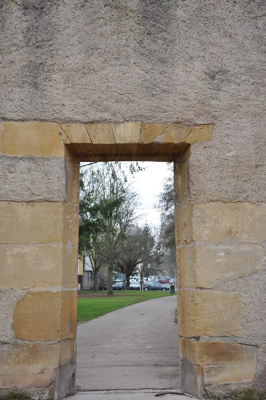 Porte de la Madeleine