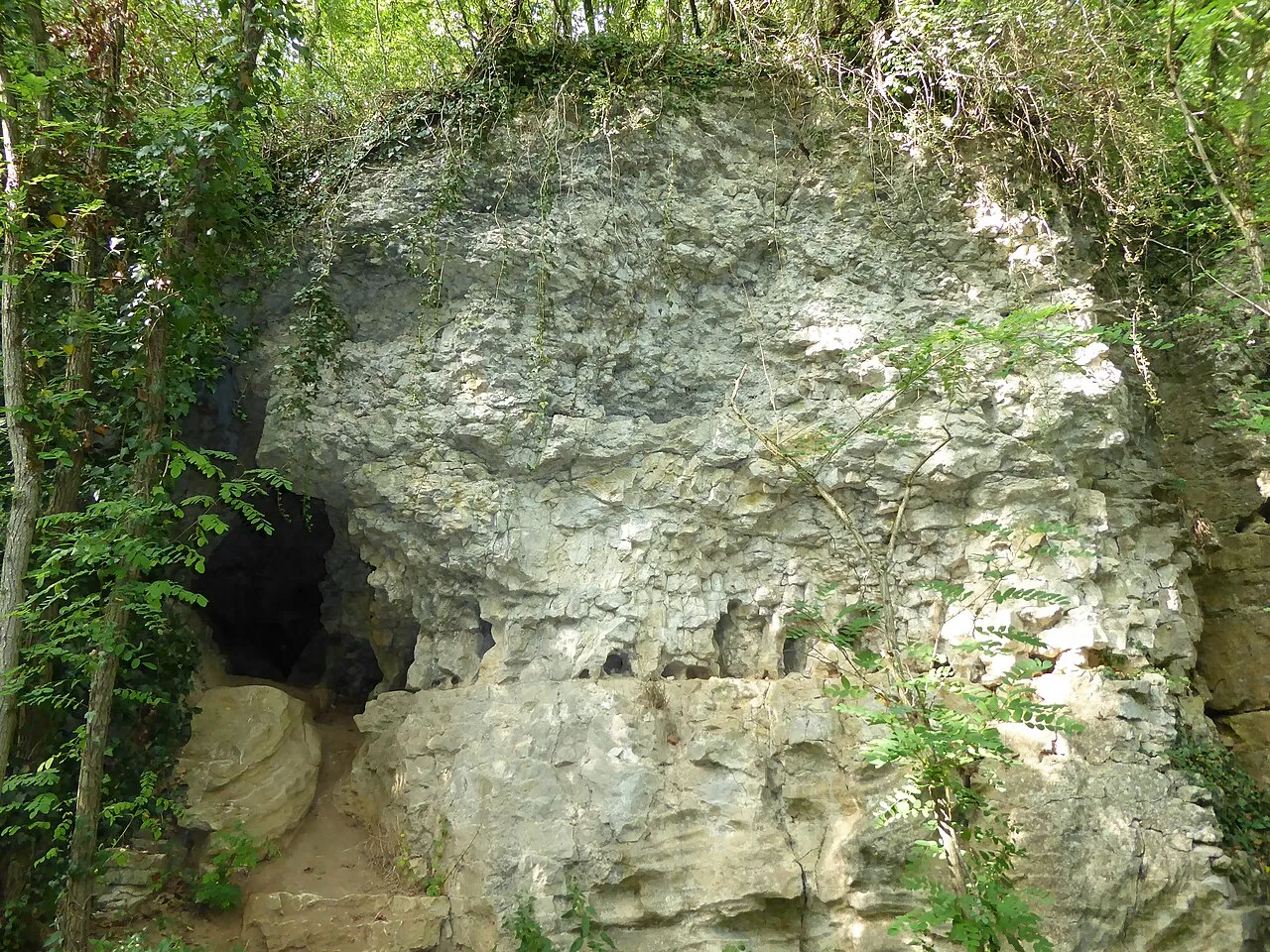 Grotte des Puits