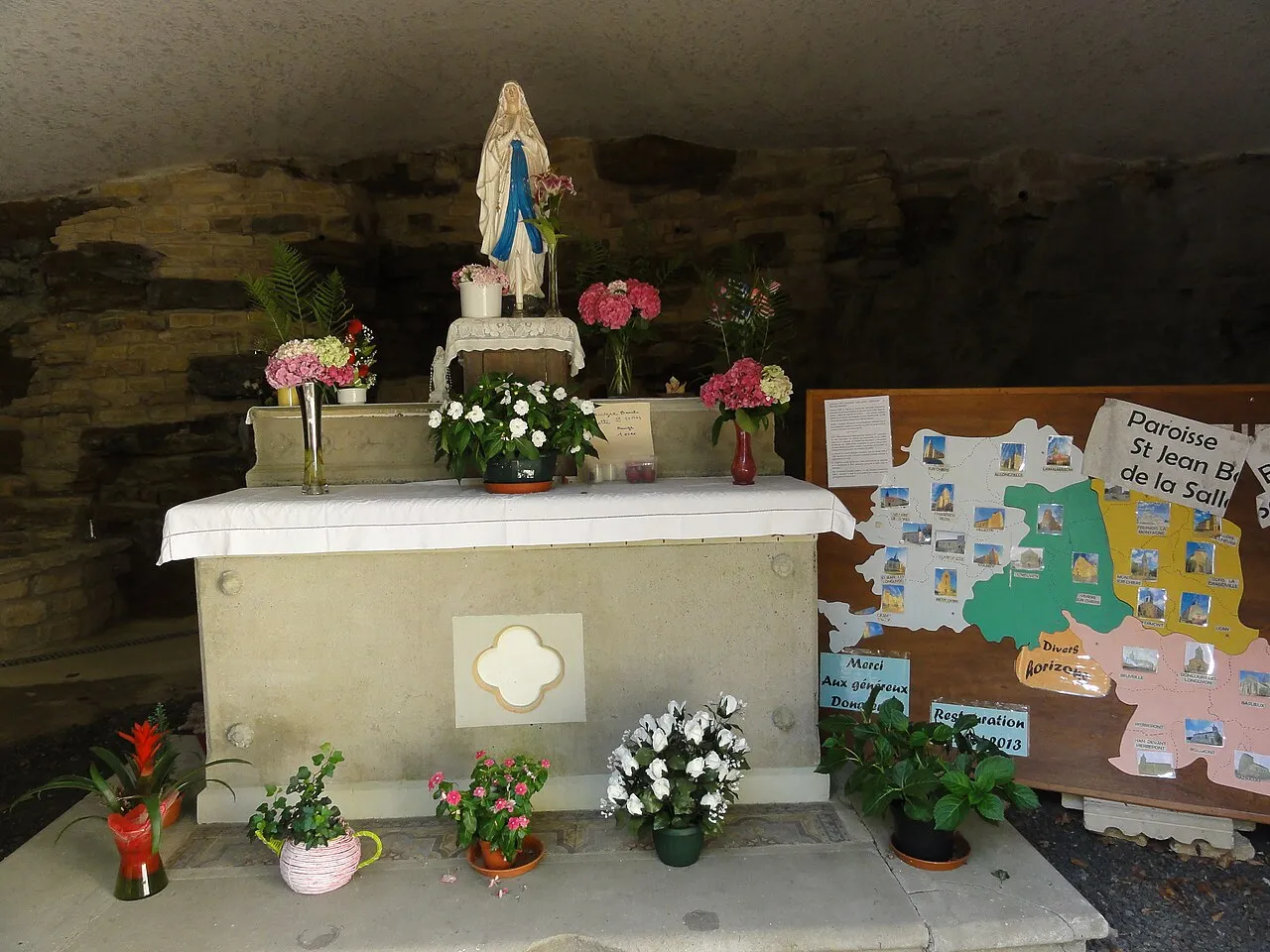 Grotte de la Vierge