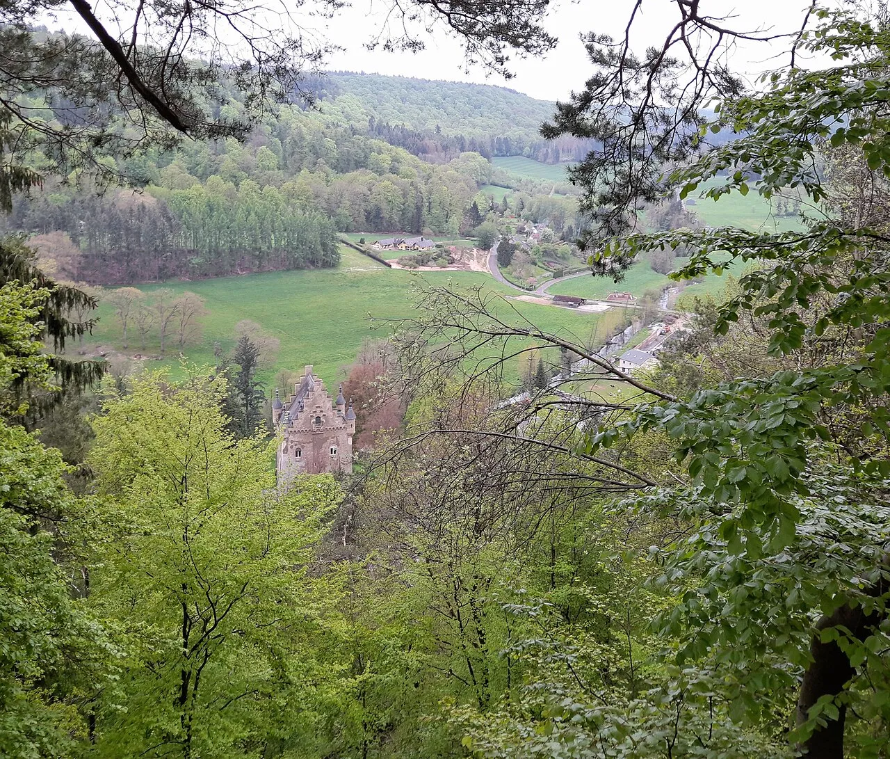 View on Schlass Schëndels