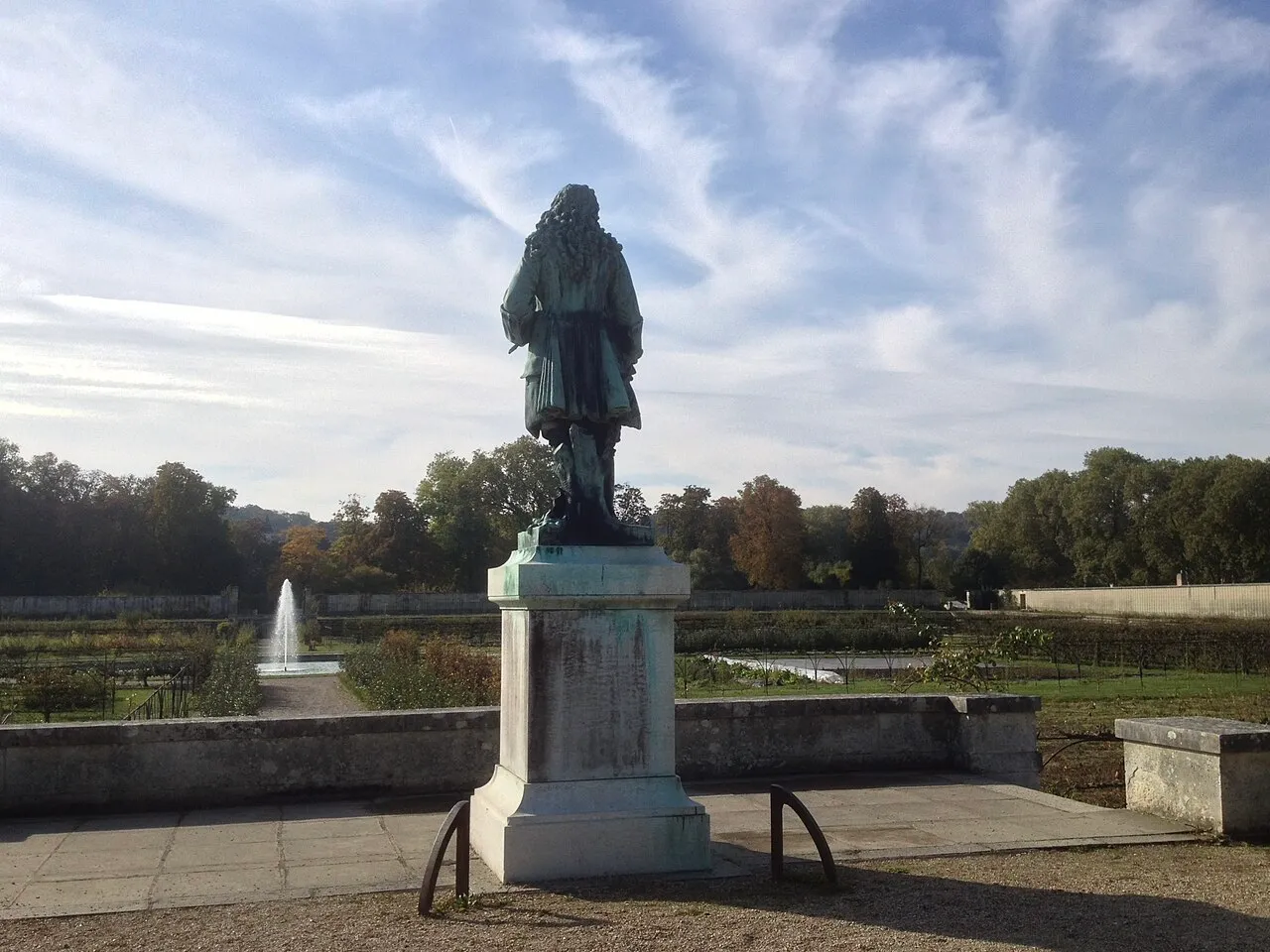Statue de Jean-Baptiste de la Quintinie