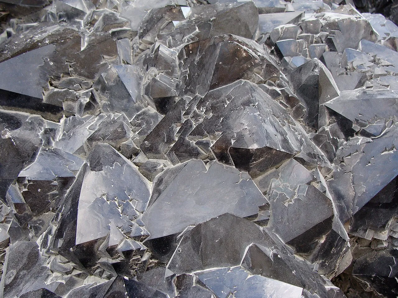 Quartz Noir Morion