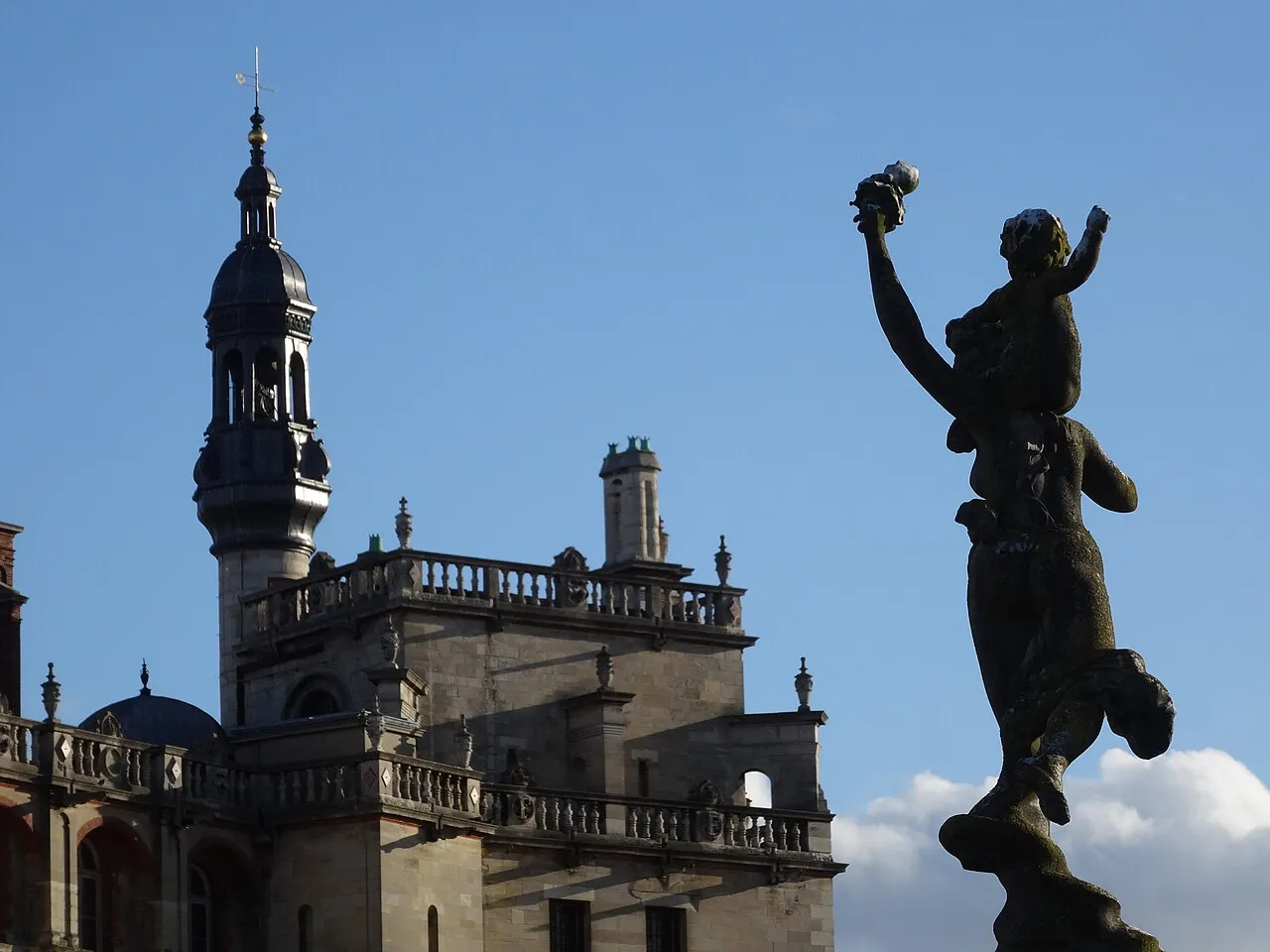 Statue de l'Amour et de la Folie