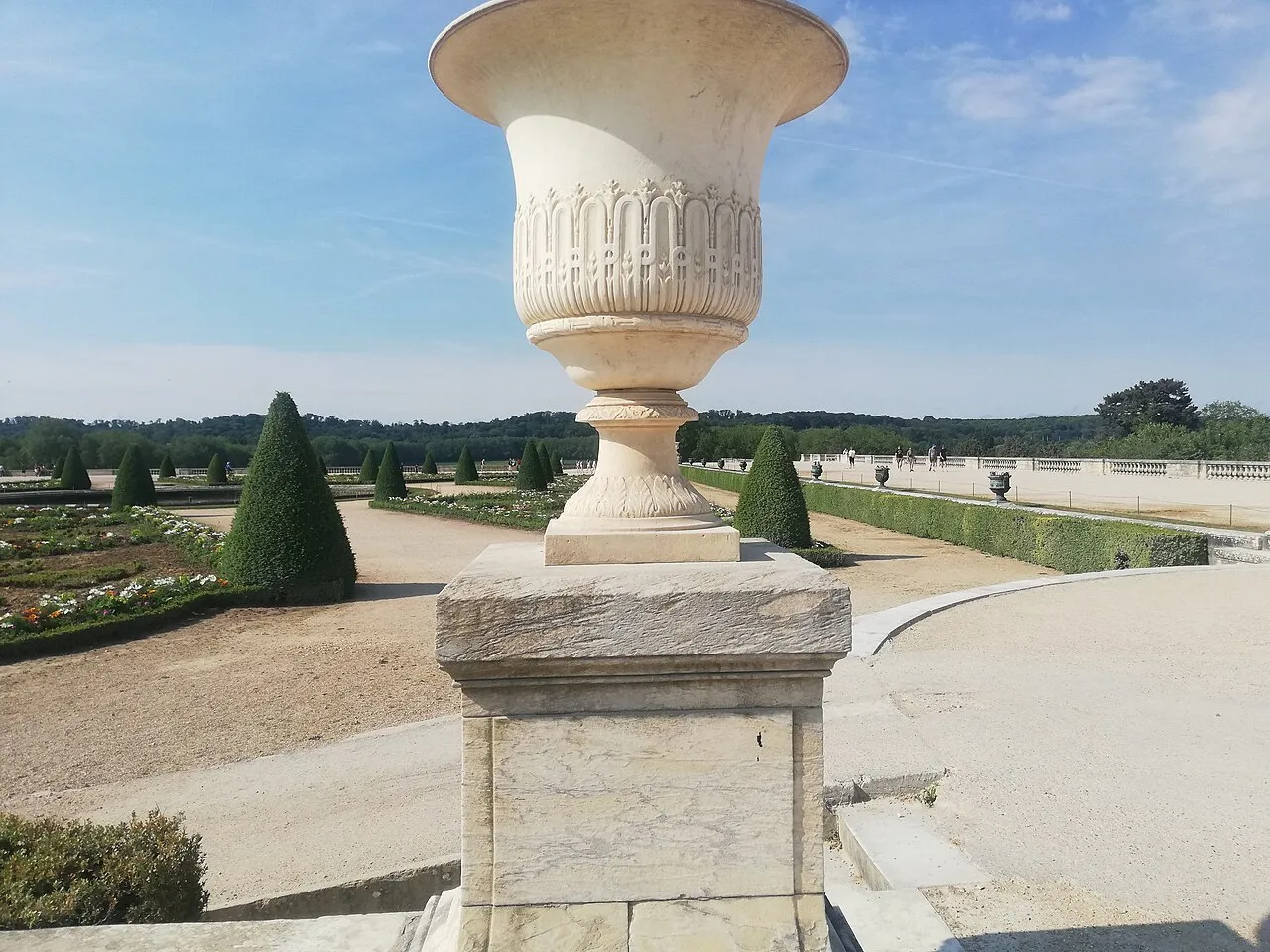 Vase à décor de canaux