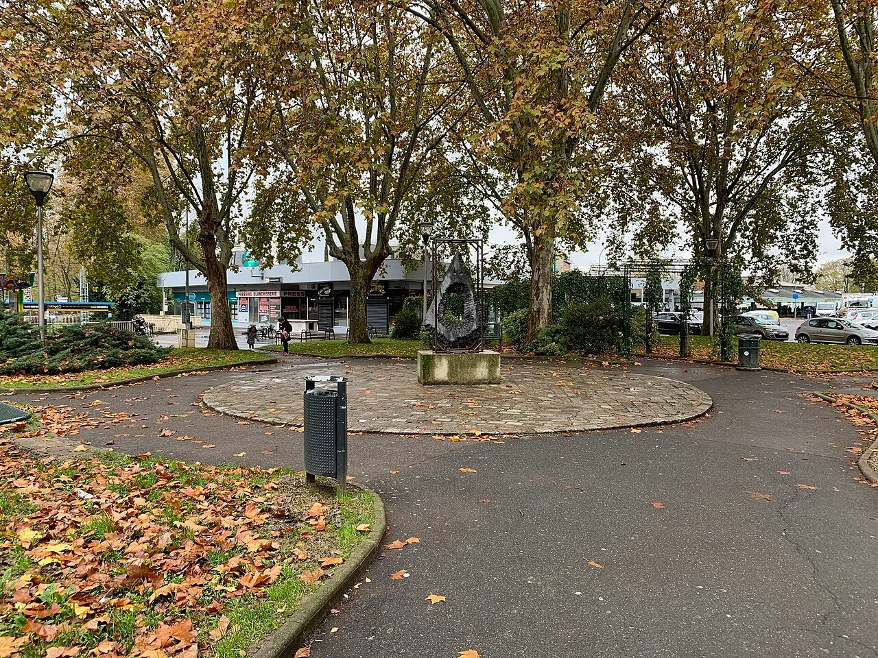 La Béance Suspendue