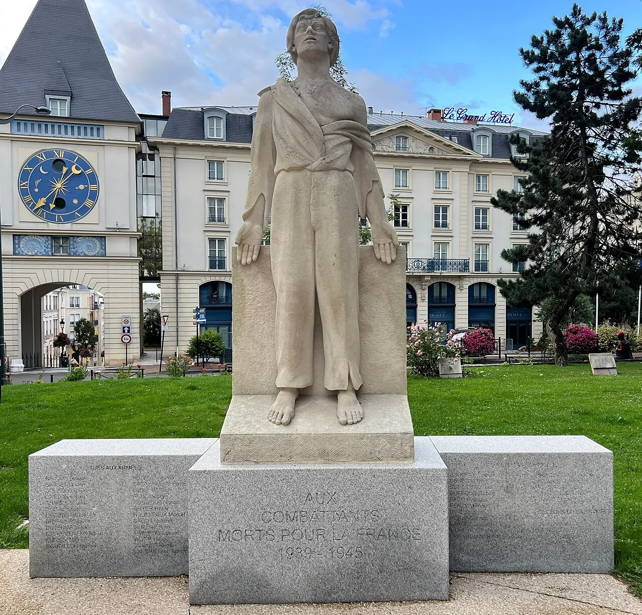 Statue