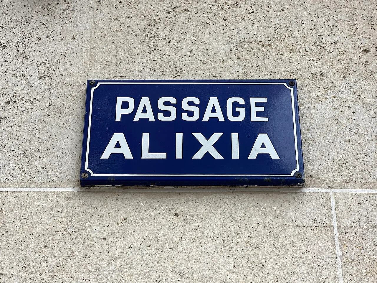 Plus haut