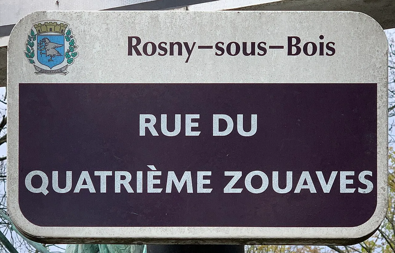 Statue du 4e Régiment de Zouaves
