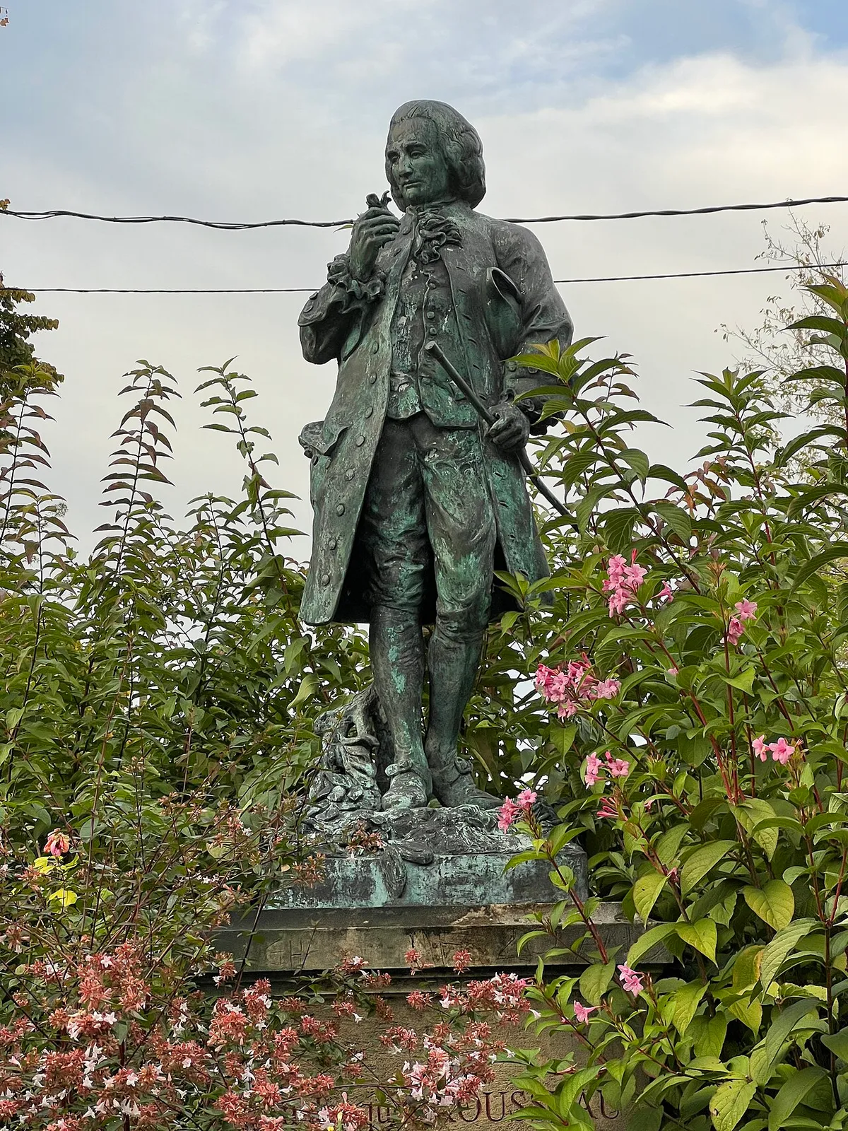Statue Jean-Jacques Rousseau