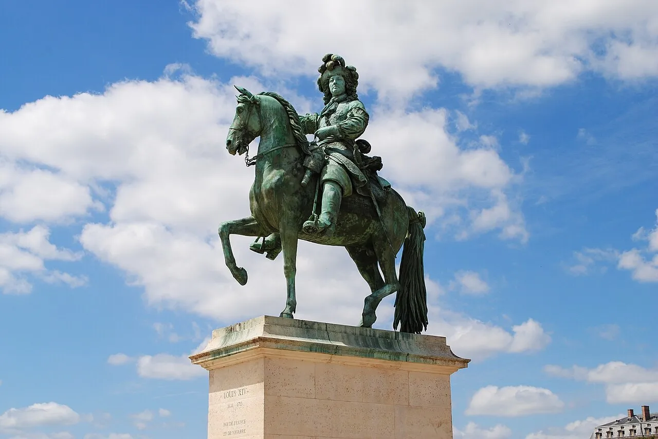 Statue équestre de Louis XIV