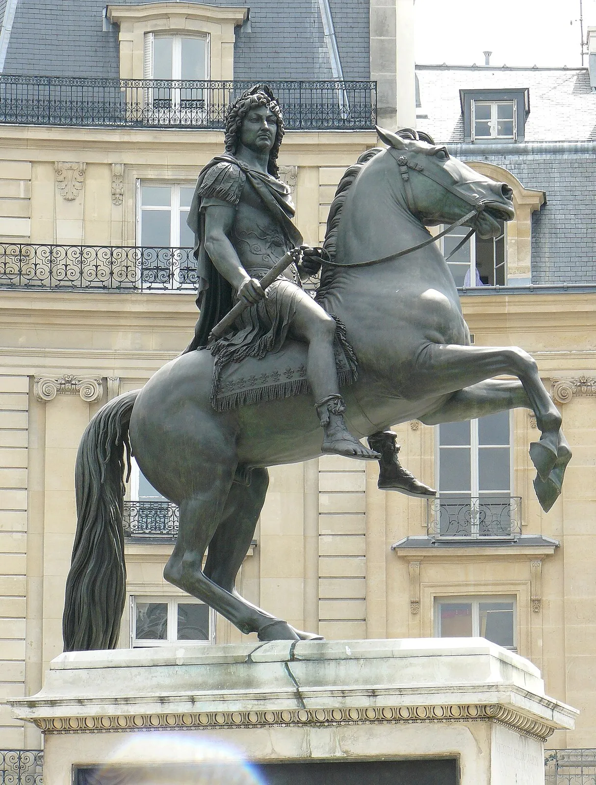 Statue équestre de Louis XIV