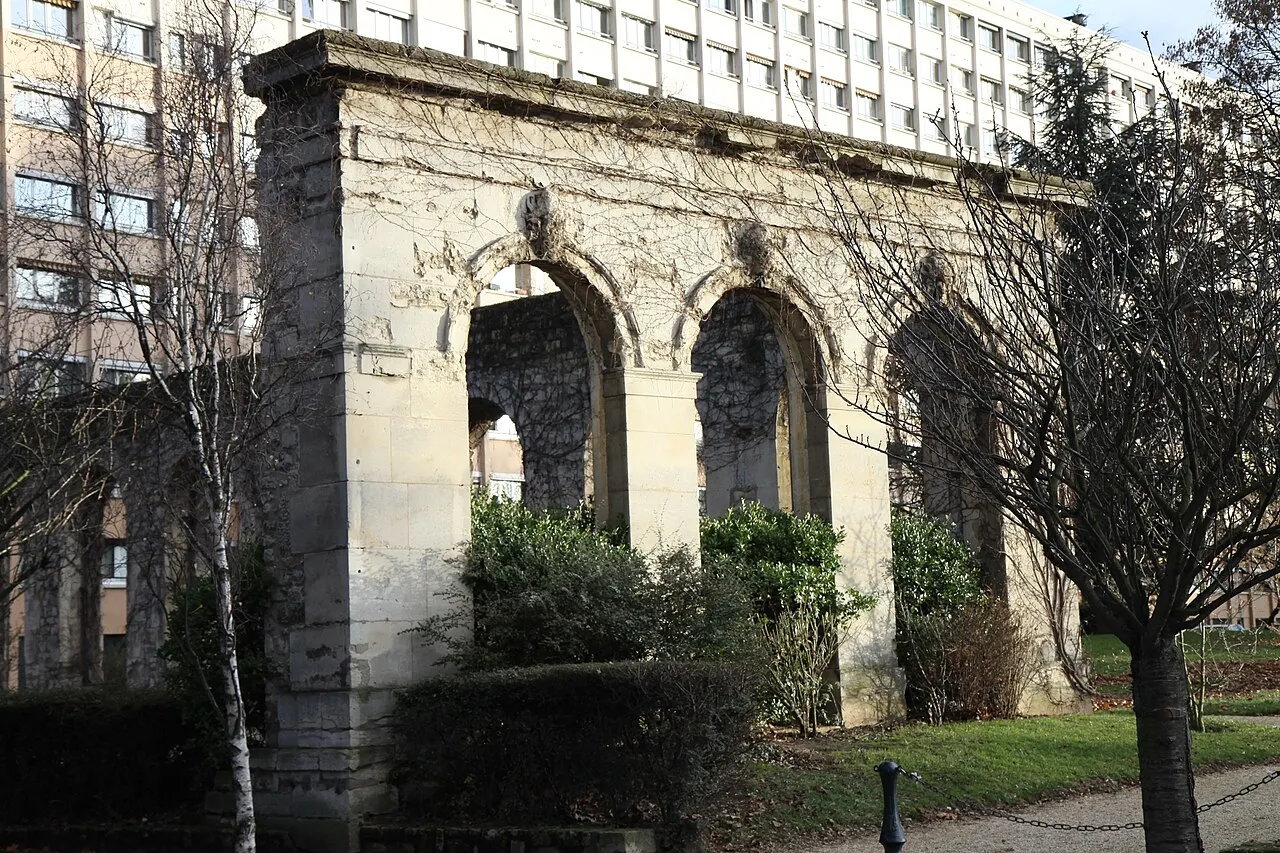 Ruines de l'orangerie de Château Gaillard