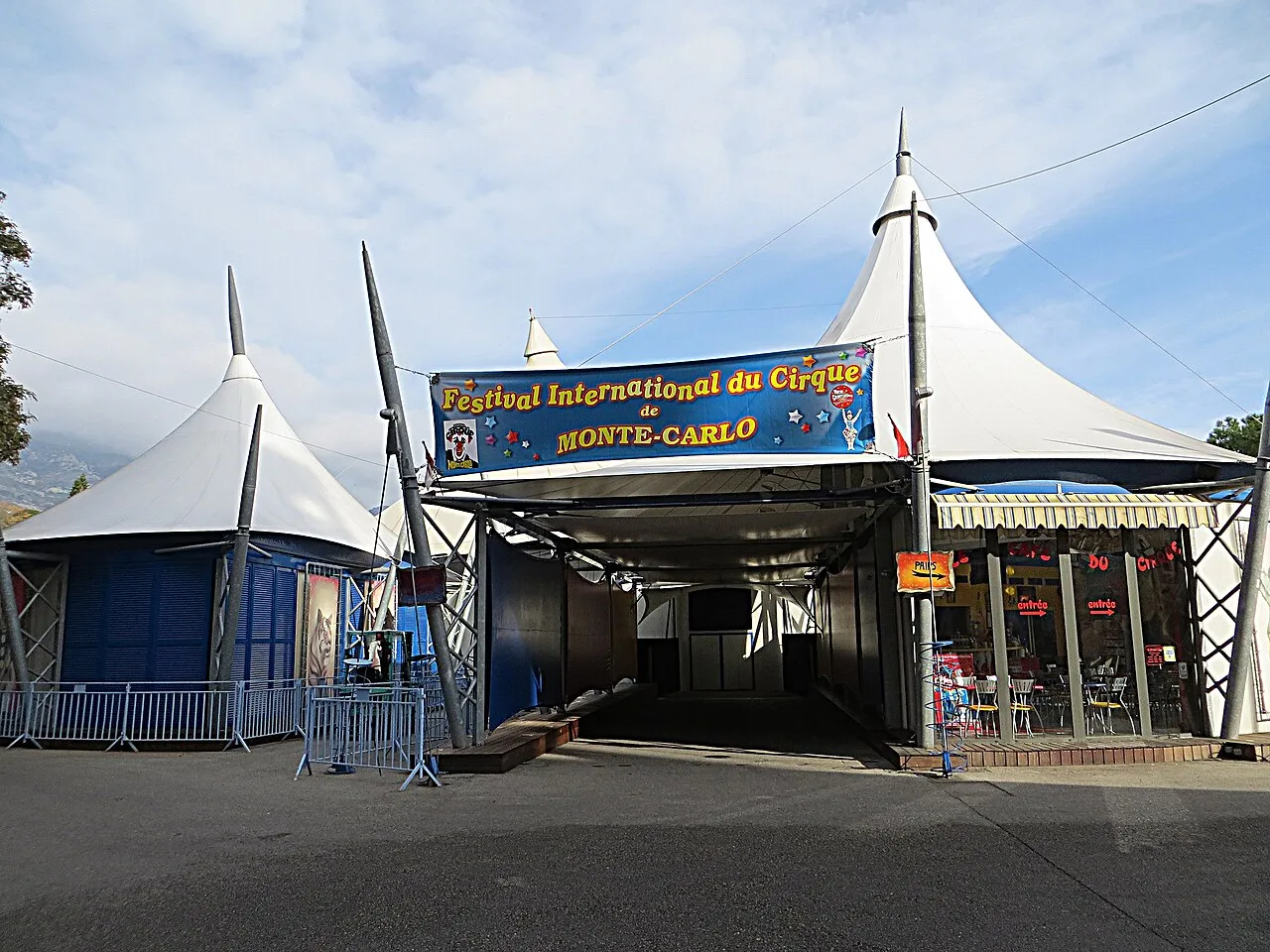 L'hommage aux éléphants de cirque