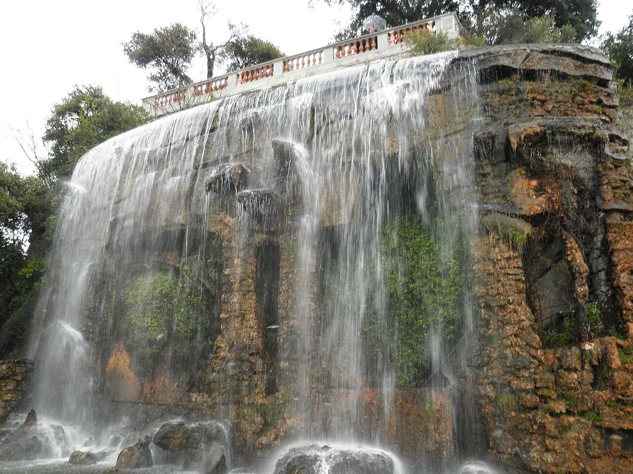 Cascade du château