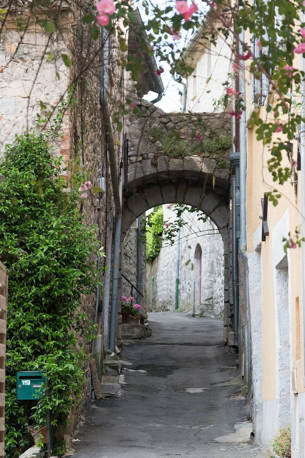 Le Castellas