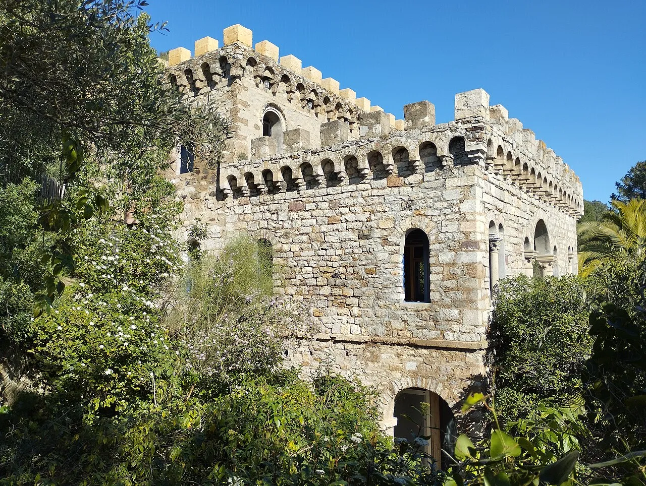 Petit Château Saint-Pierre