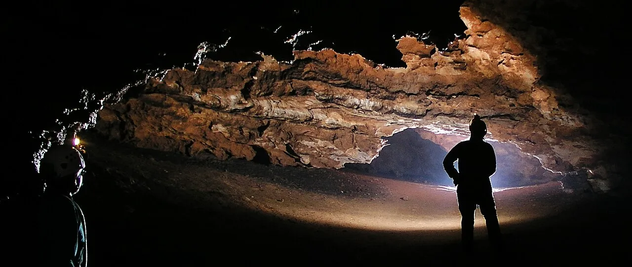 Grotte des Combrières