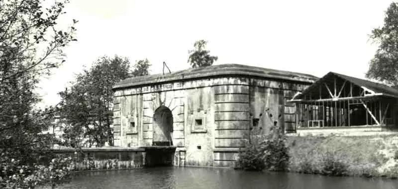 Fort van 's-Gravenwezel