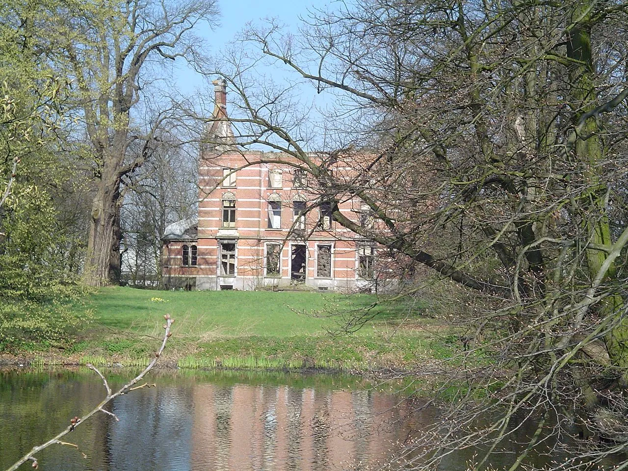 Kasteel Kervyn d'Oudt Mooreghem