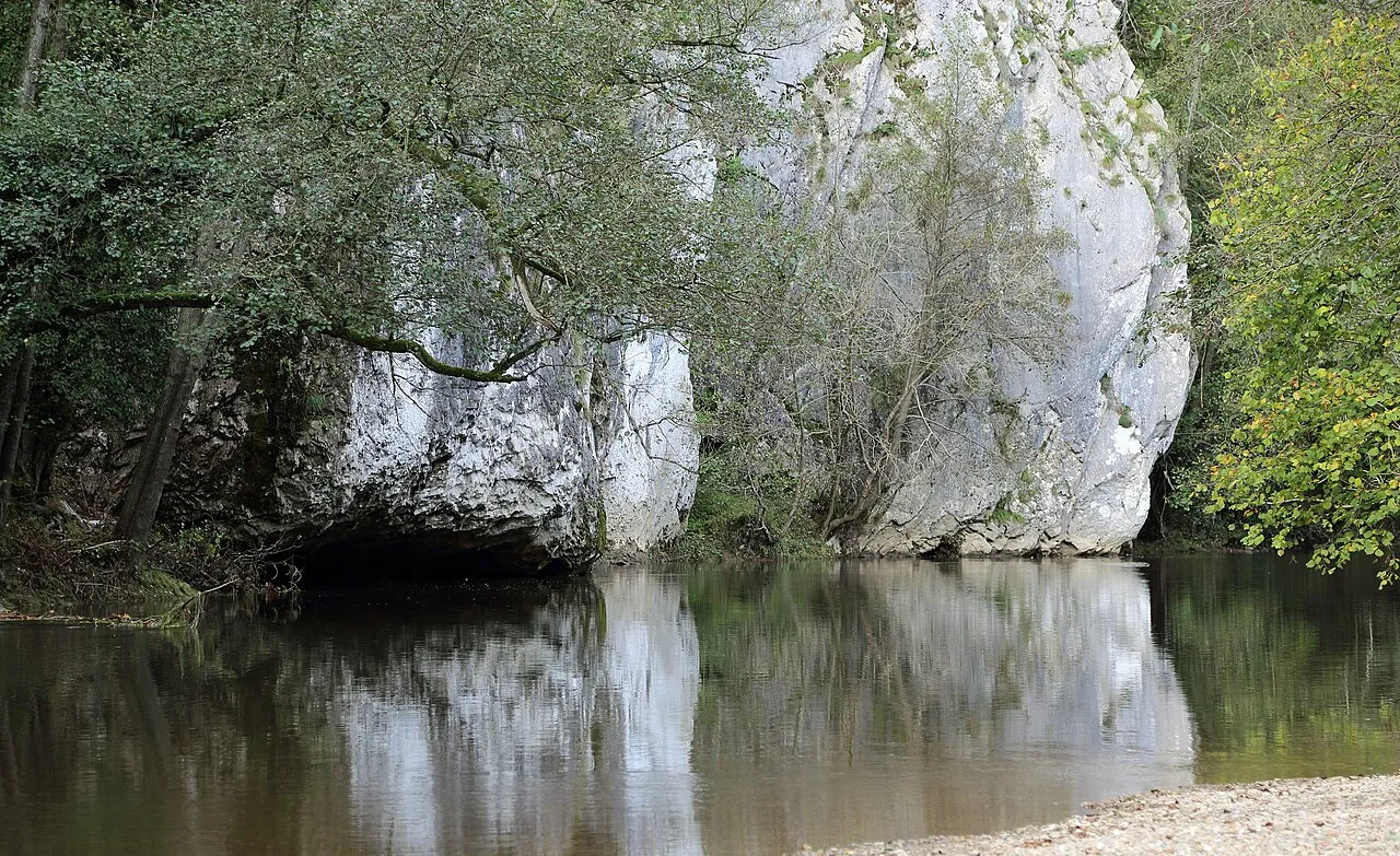 Grotte de Chaleux