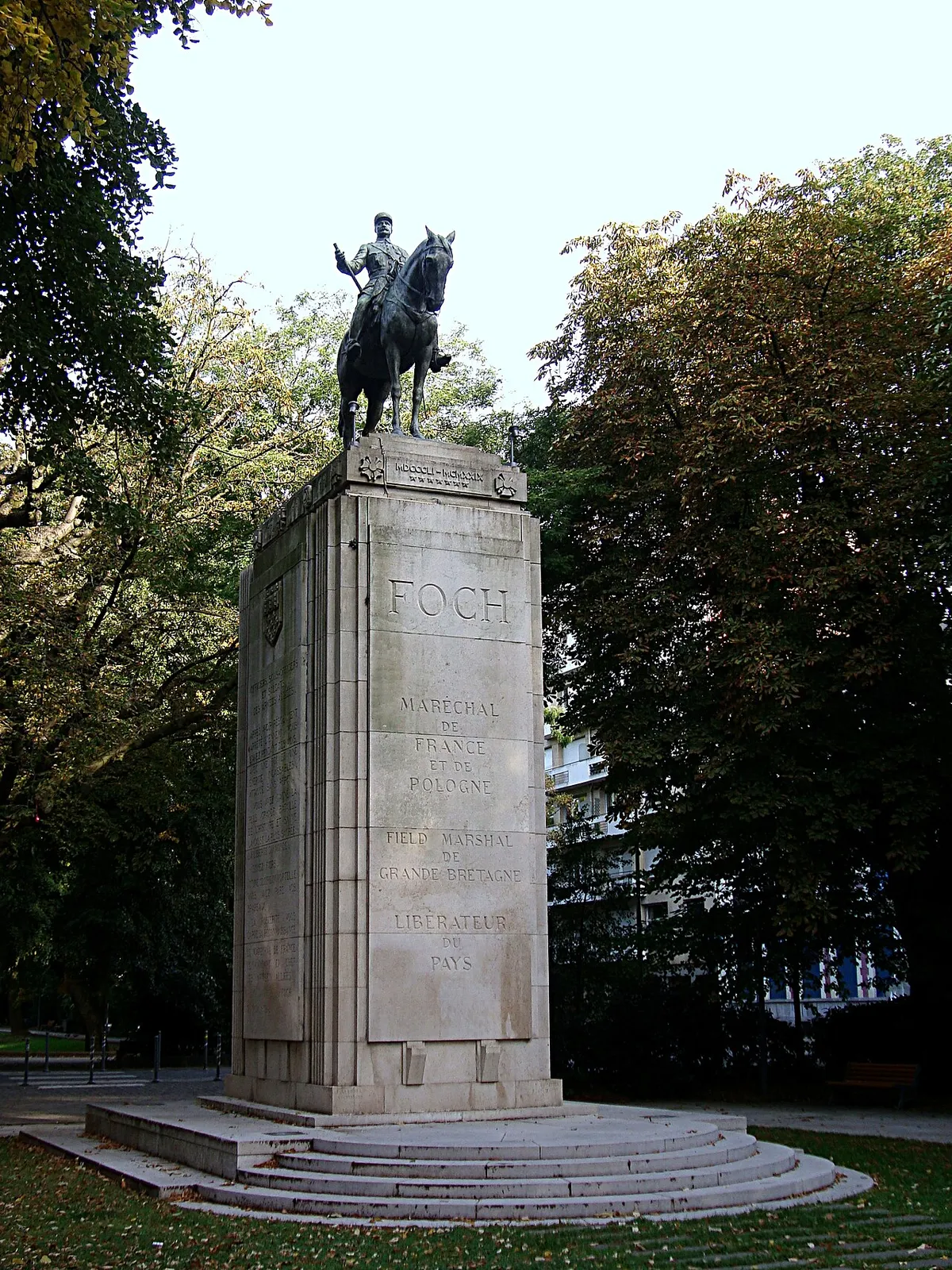 Monument au Maréchal Foch
