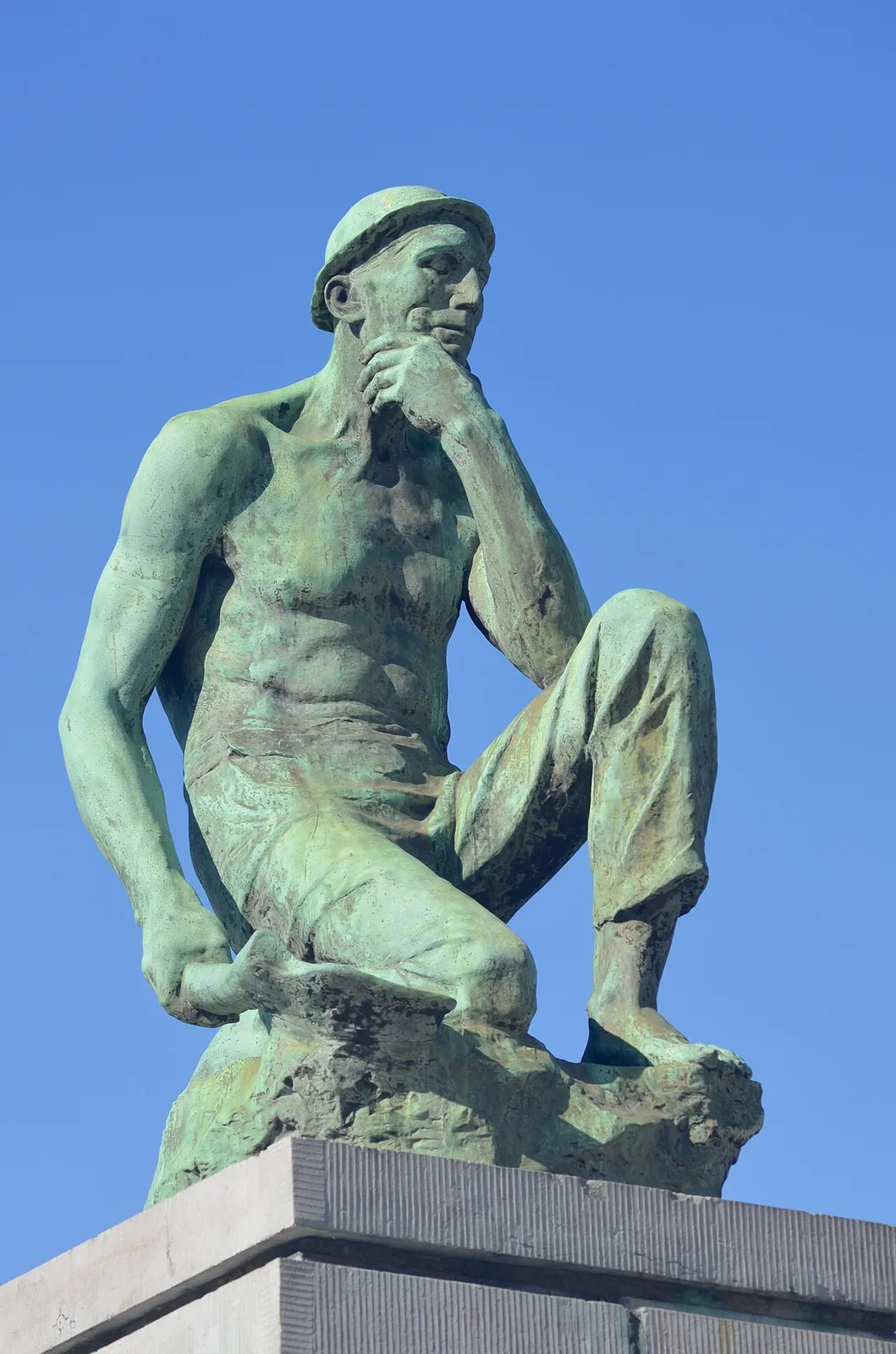 Le Mineur accroupi